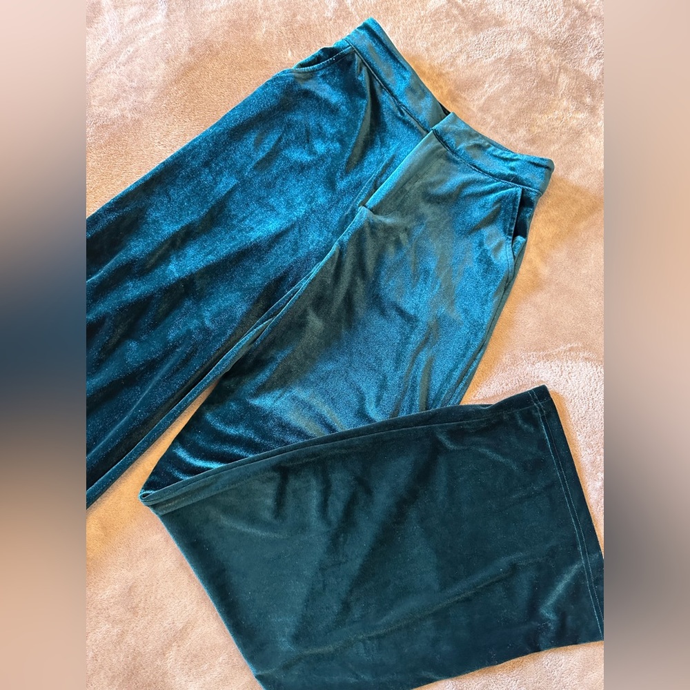 Velvet Green Trouser